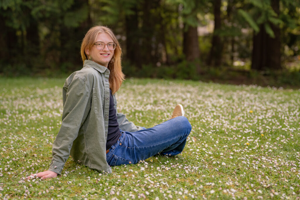 Senior posed during a Photoshoot at Scenic Beach State Park