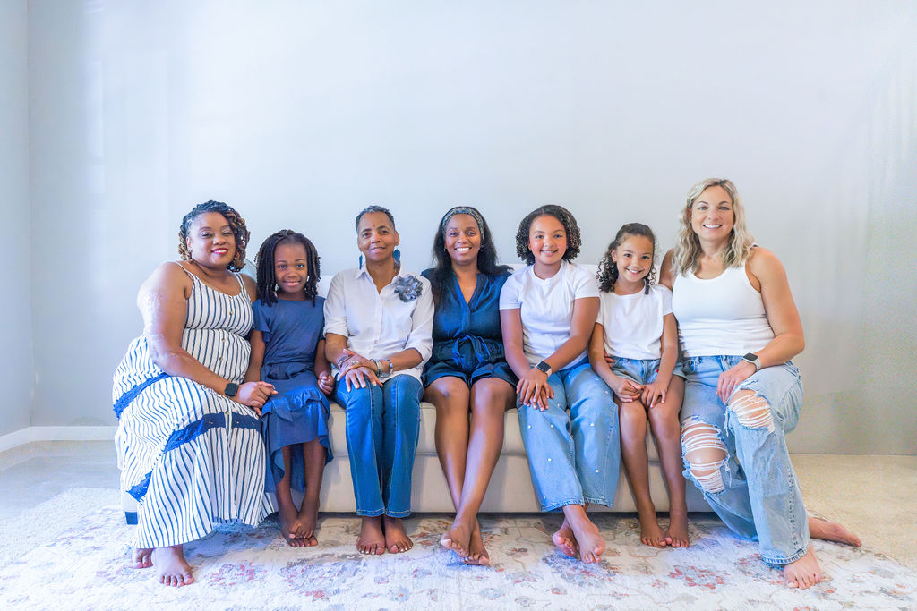 Family at home photoshoot. Large Family.