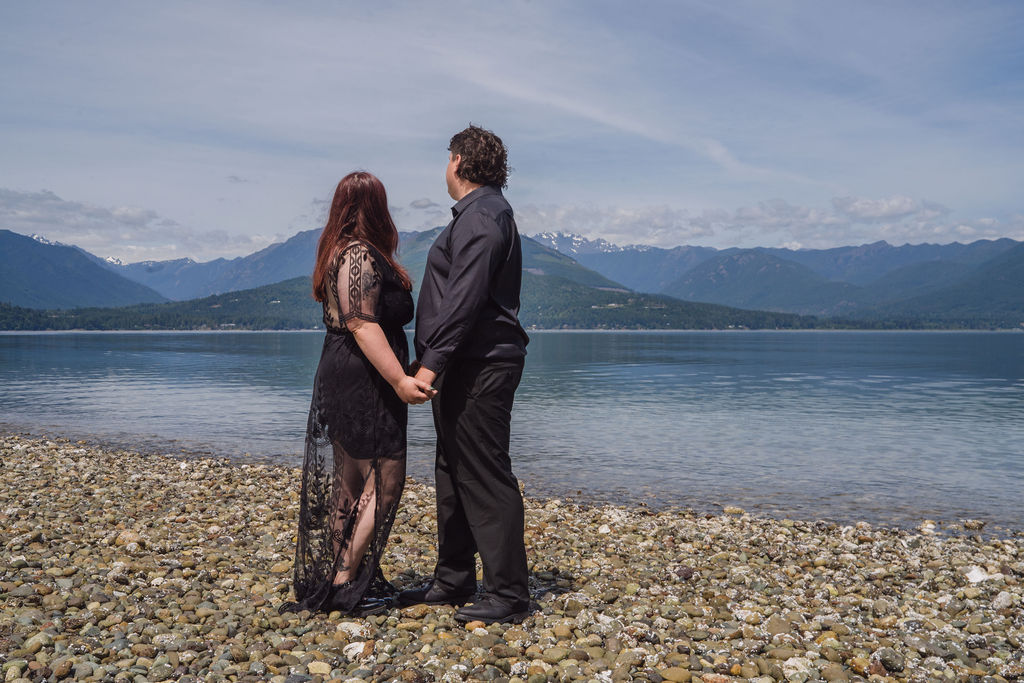 scenic beach engagement photos kitsap county washington with big mountain views